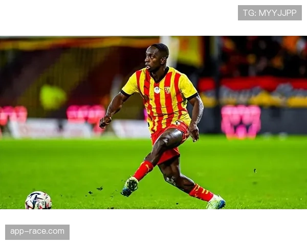 朗斯2-0领先遭摩纳哥3-2逆转,法甲领头羊主场爆冷输球 朗斯2-0领先遭摩纳哥3-2逆转,法甲领头羊主场爆冷输球