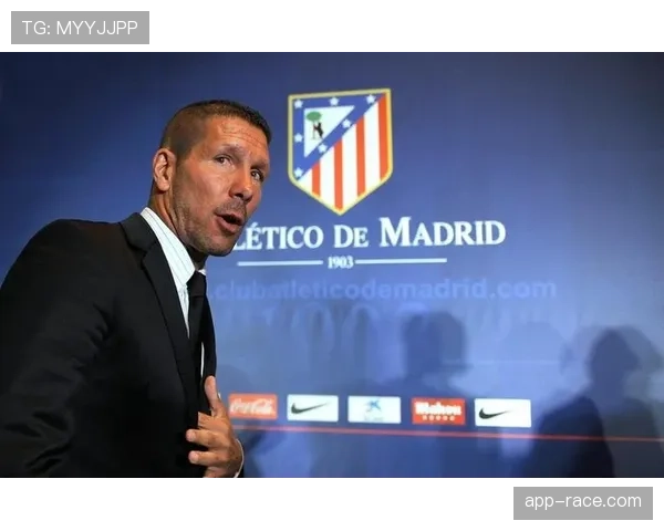 西蒙尼的密集防守为何在诺坎普球场失效？